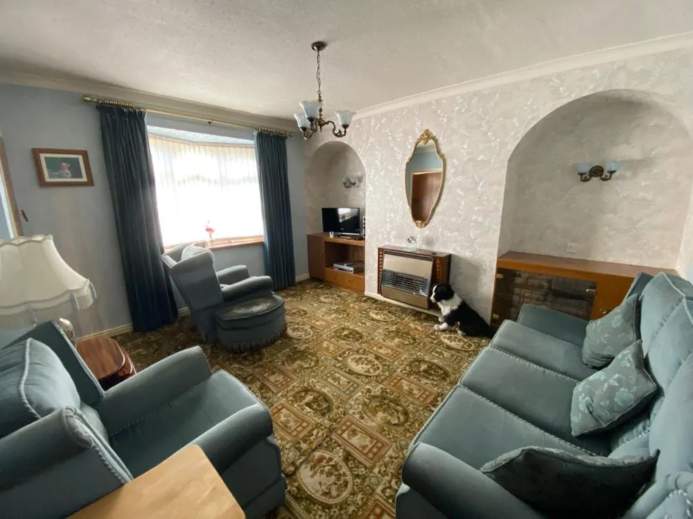 57, Highfield Avenue Brighouse, HD6 4EB
