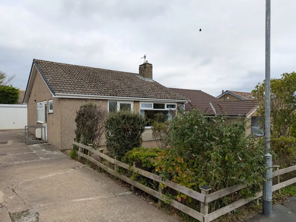 46 Wellington Road Bradford, BD15 OLX