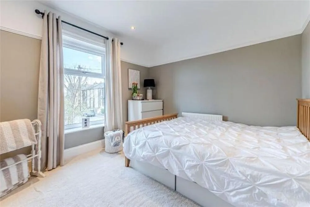 29, Ashgrove Greengates, Bradford, BD10 0BP