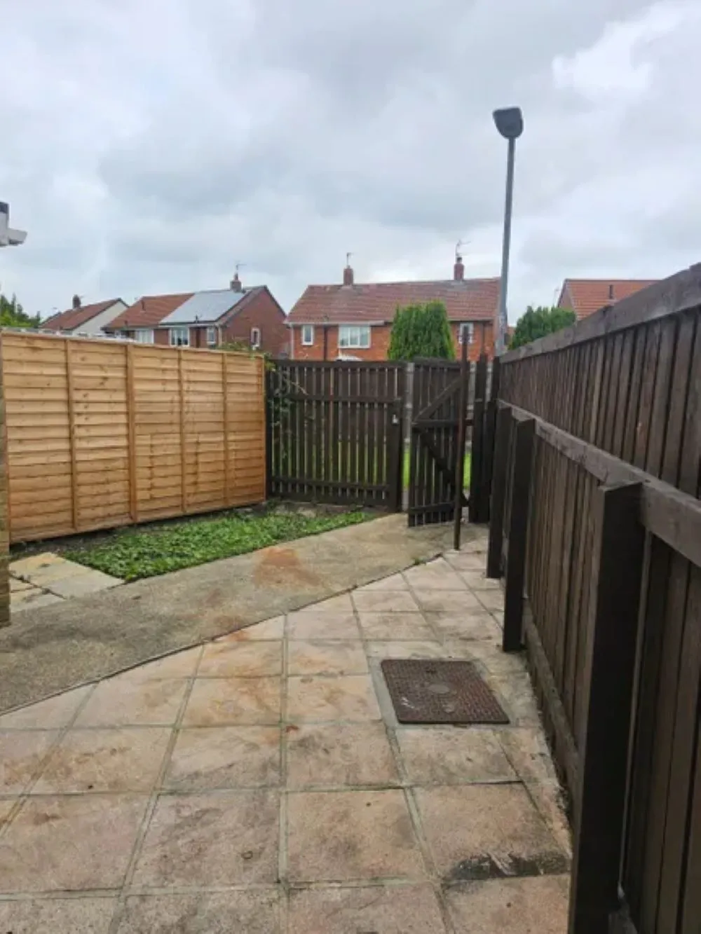 10 Dovedale Avenue Crook, DL15 0XD