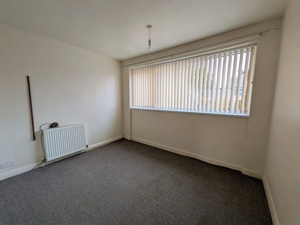 46 Wellington Road Bradford, BD15 OLX