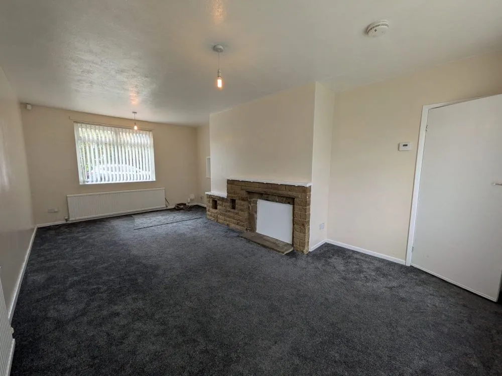 8, 8a, 8b Trenholme Avenue Bradford, BD6 2NJ