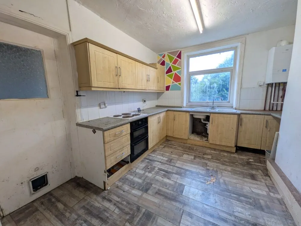 110 Brooke Street Brighouse, HD6 3DU