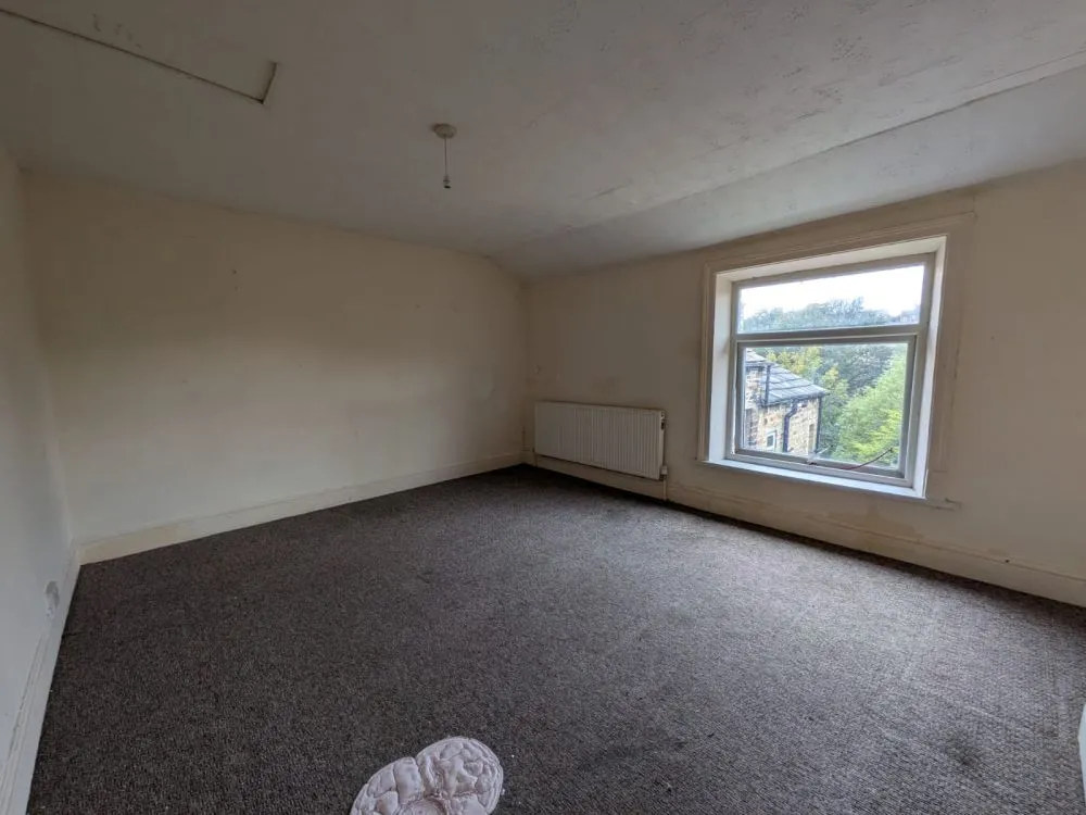 110 Brooke Street Brighouse, HD6 3DU