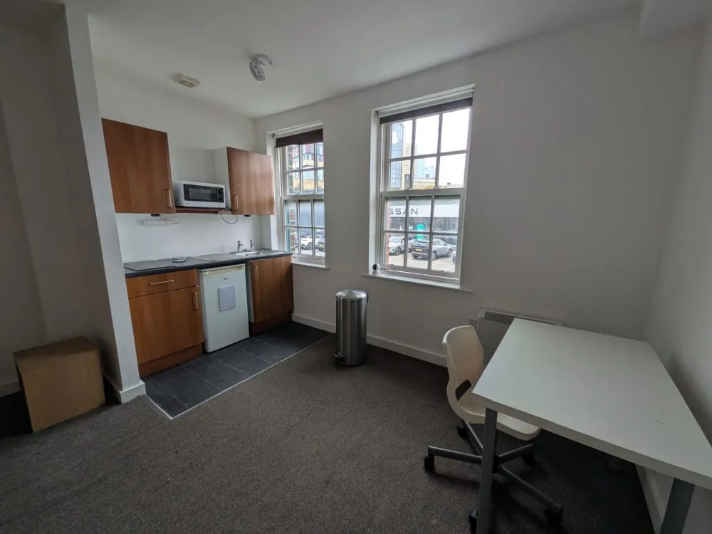 10 Quebec Street Bradford, BD1 2ER