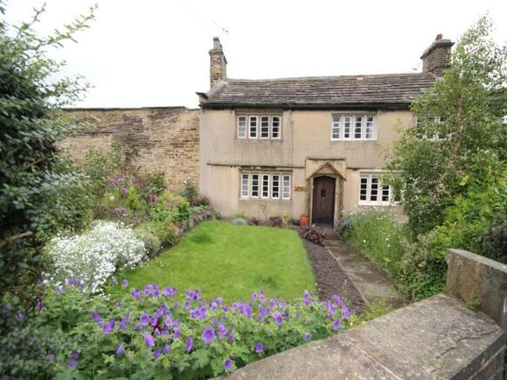 40, Westfield Lane Idle, Bradford, BD10 8PY