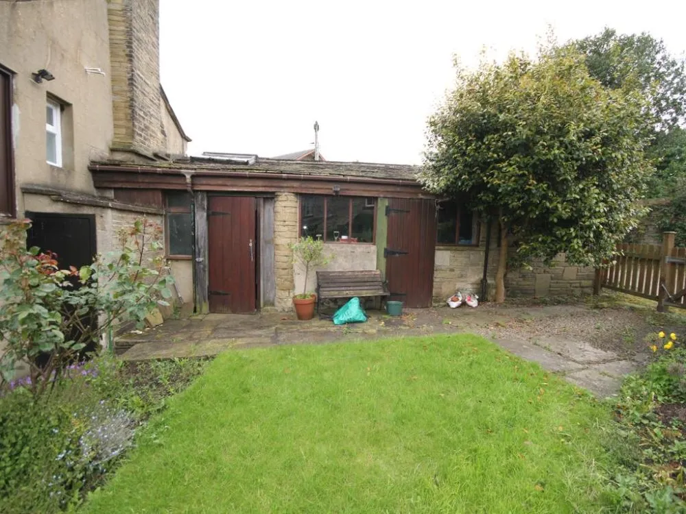 40, Westfield Lane Idle, Bradford, BD10 8PY