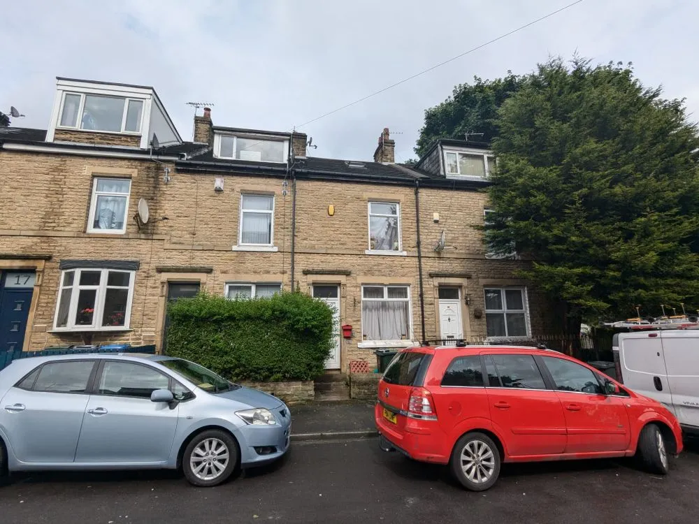 21, Fagley Terrace Bradford, BD2 3LU
