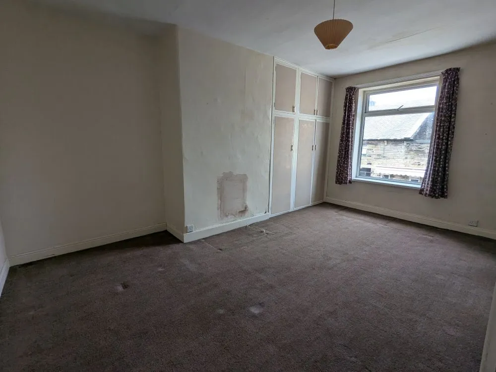 5 Wellington Street Bradford, BD15 0JQ