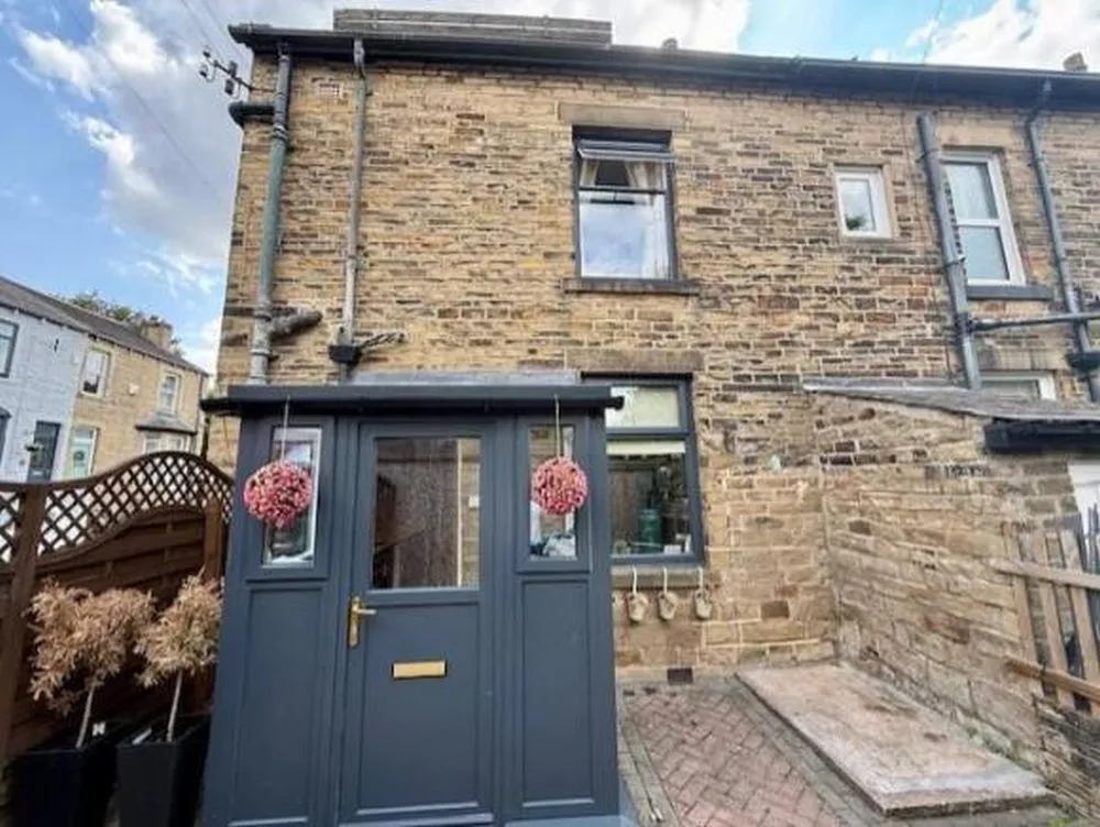 29, Ashgrove Greengates, Bradford, BD10 0BP