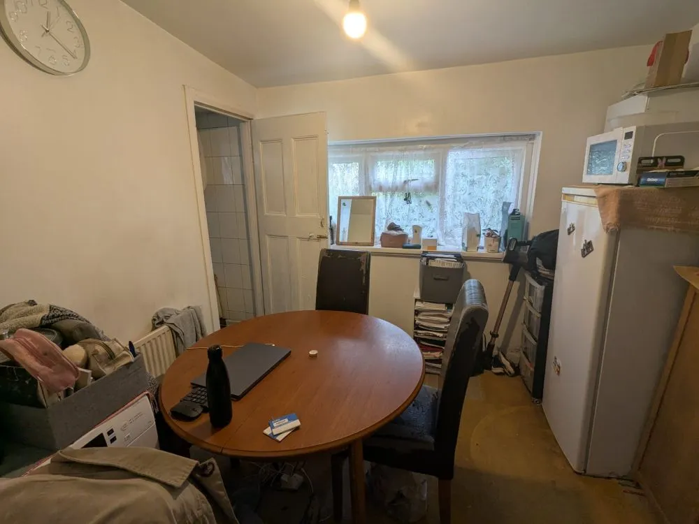 60 Huddersfield Road Brighouse,  HD6 3RD