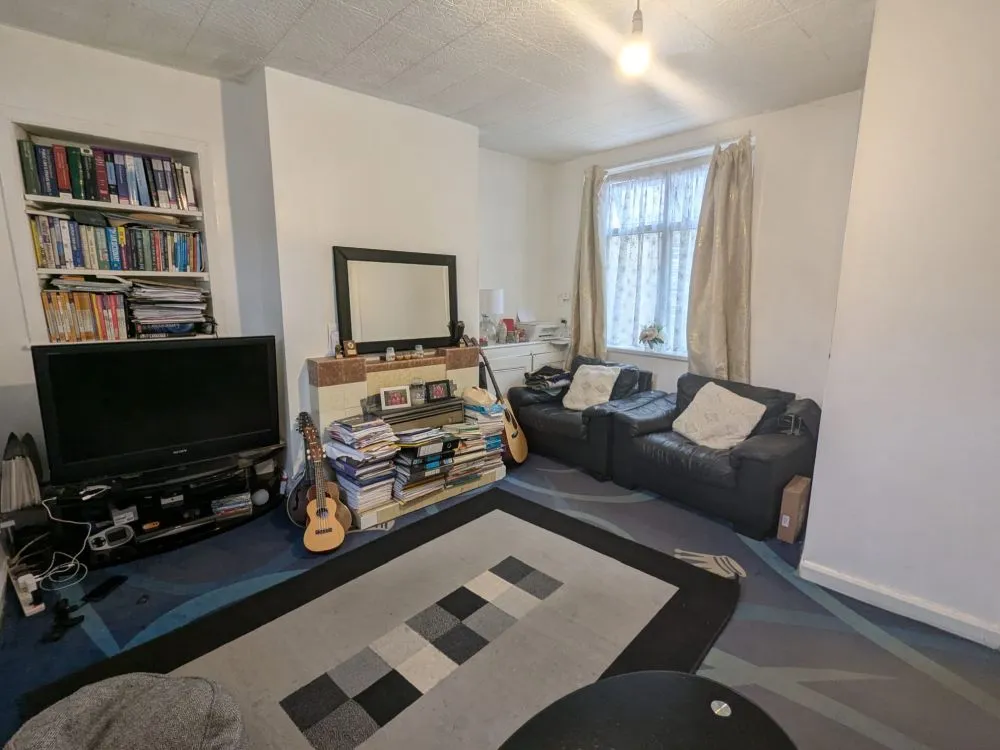 60 Huddersfield Road Brighouse,  HD6 3RD