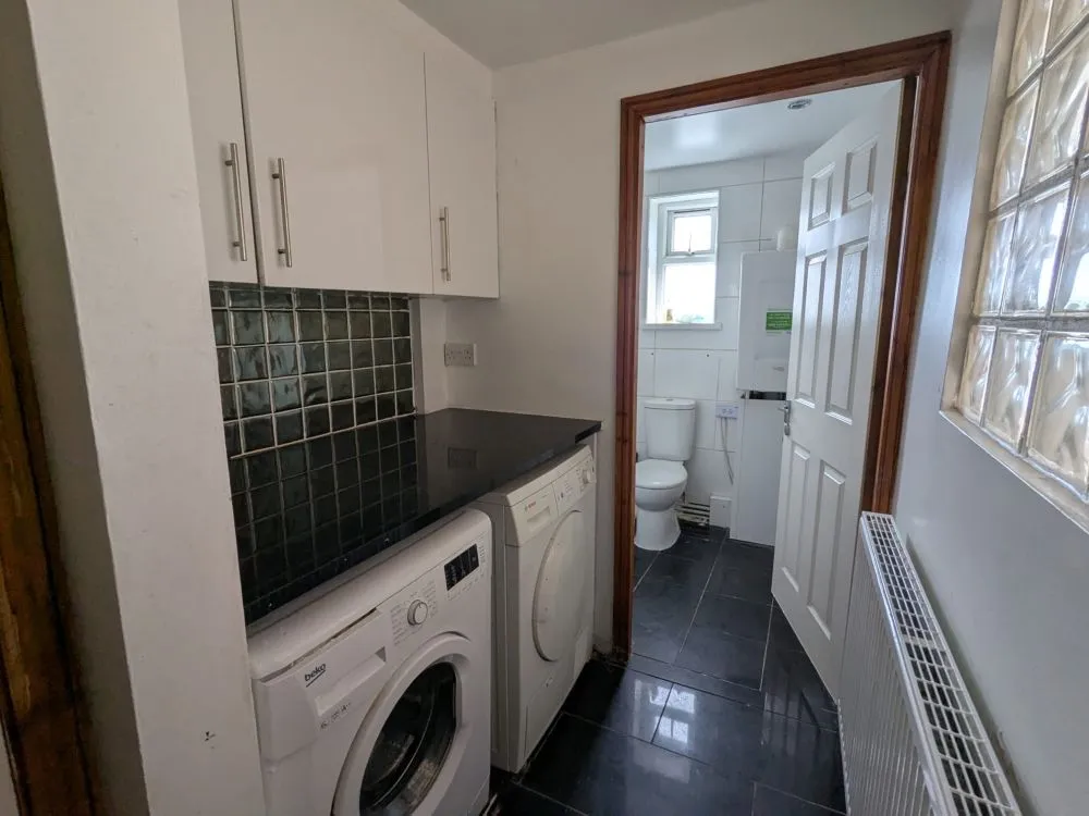 47, Norfolk Street Batley, WF17 7SA