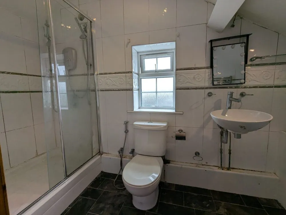 47, Norfolk Street Batley, WF17 7SA