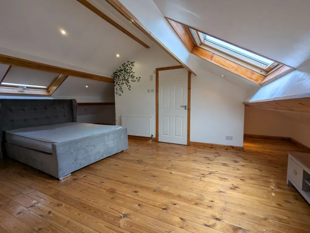 47, Norfolk Street Batley, WF17 7SA