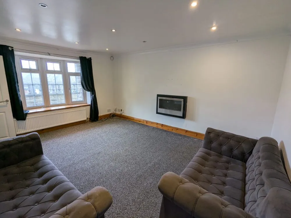 47, Norfolk Street Batley, WF17 7SA