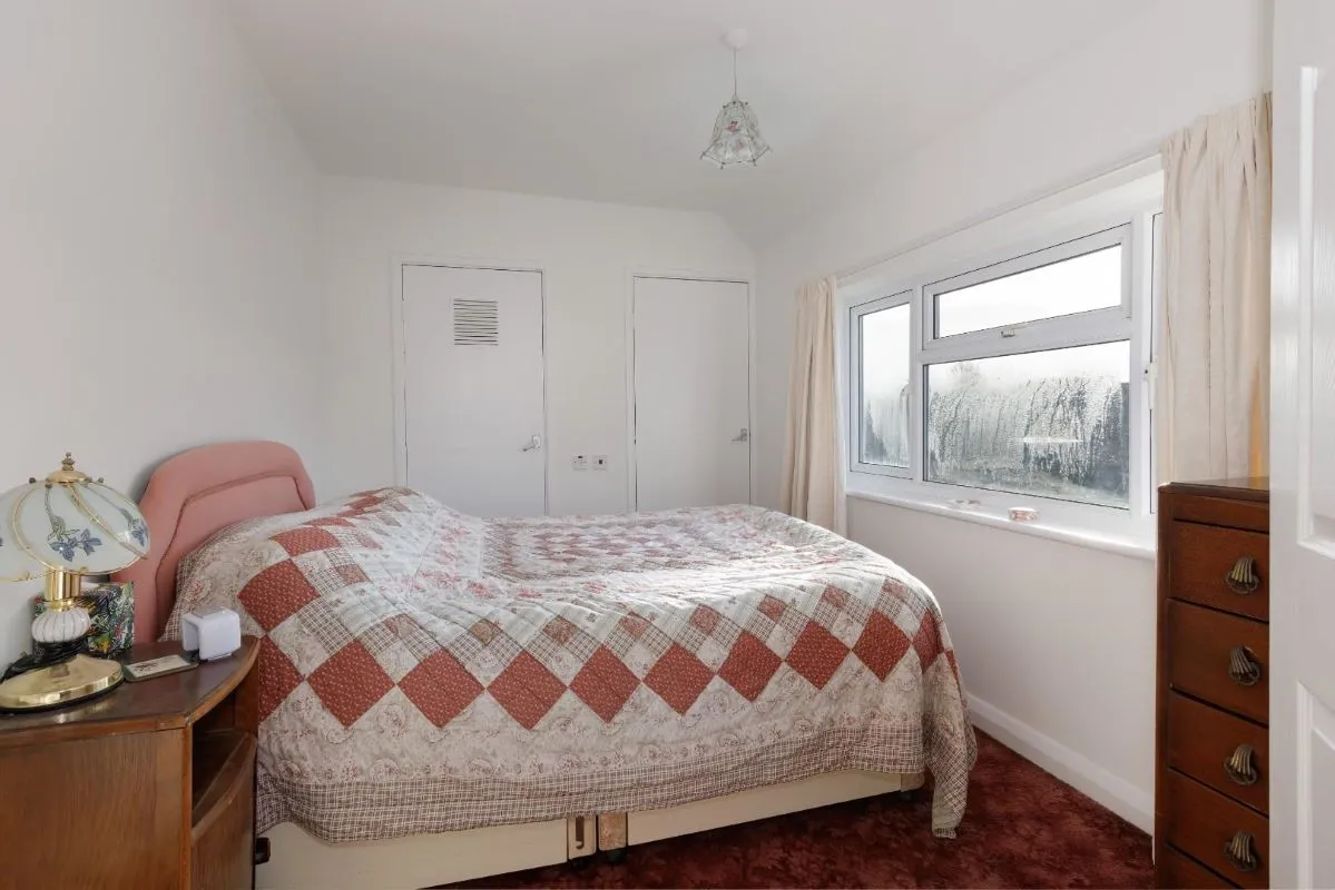 Newbold Place, Wellesbourne, Warwick, Warwickshire, CV35 9PB - Online Auctions