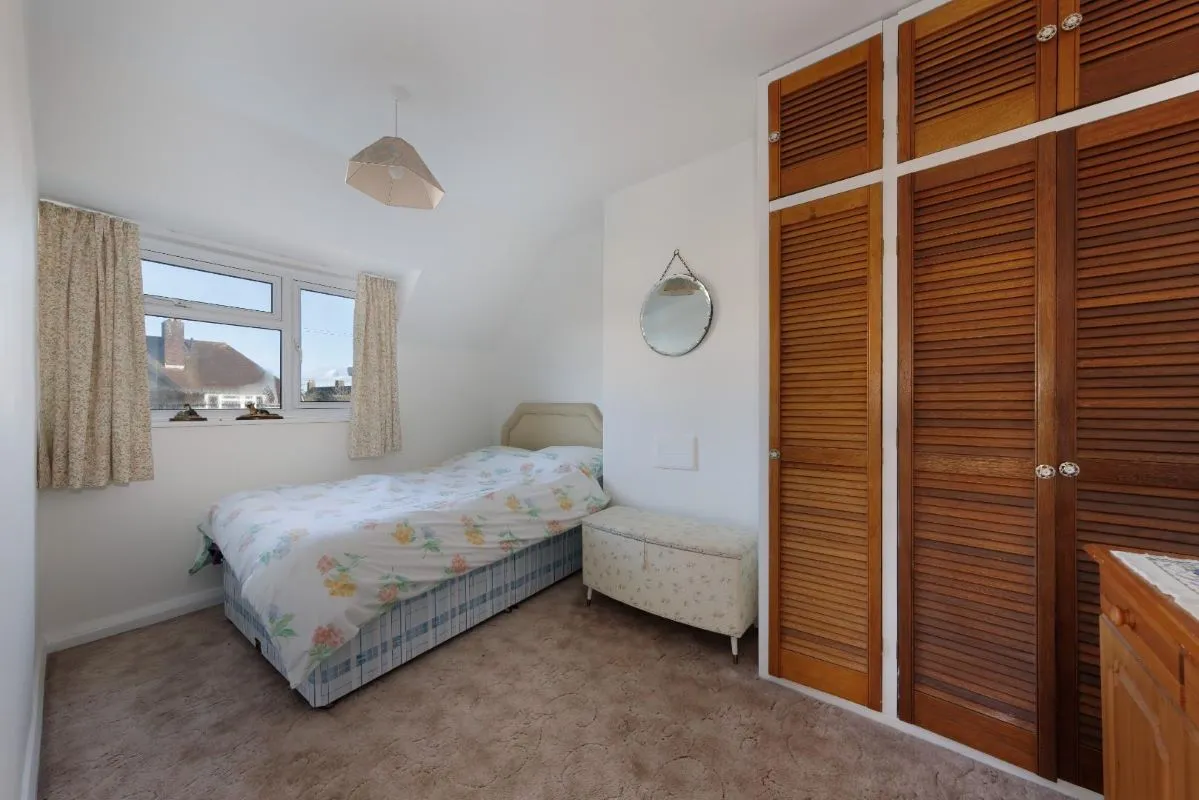 Newbold Place, Wellesbourne, Warwick, Warwickshire, CV35 9PB - Online Auctions