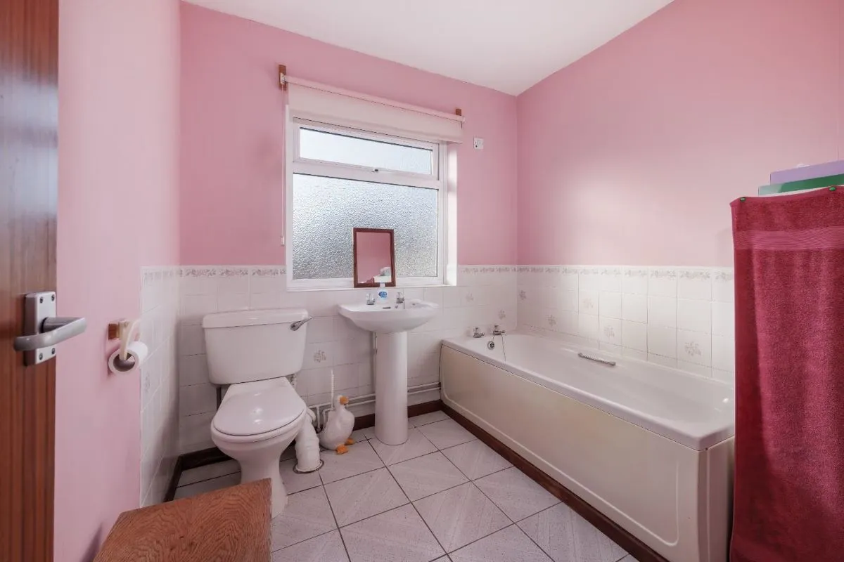 Newbold Place, Wellesbourne, Warwick, Warwickshire, CV35 9PB - Online Auctions