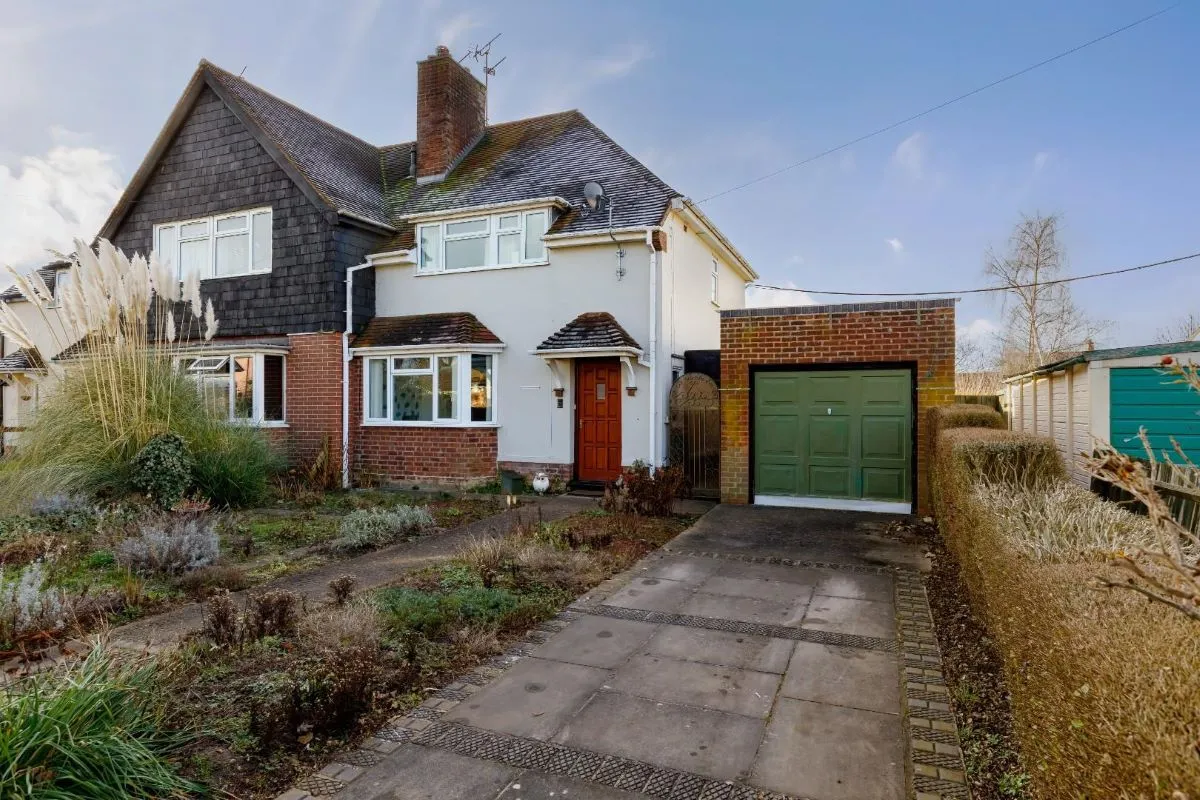 Newbold Place, Wellesbourne, Warwick, Warwickshire, CV35 9PB - Online Auctions