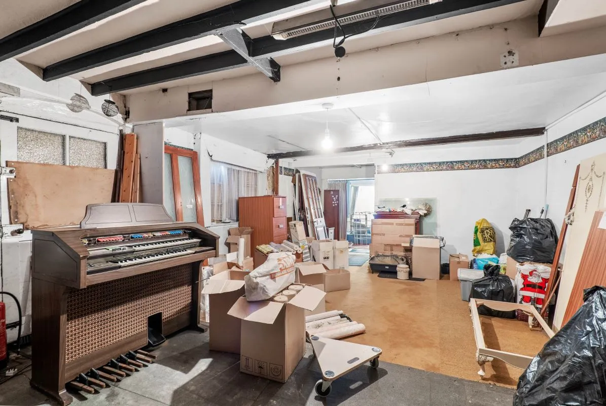 Port Street, Evesham, Worcestershire, WR11 1AP - Online Auctions