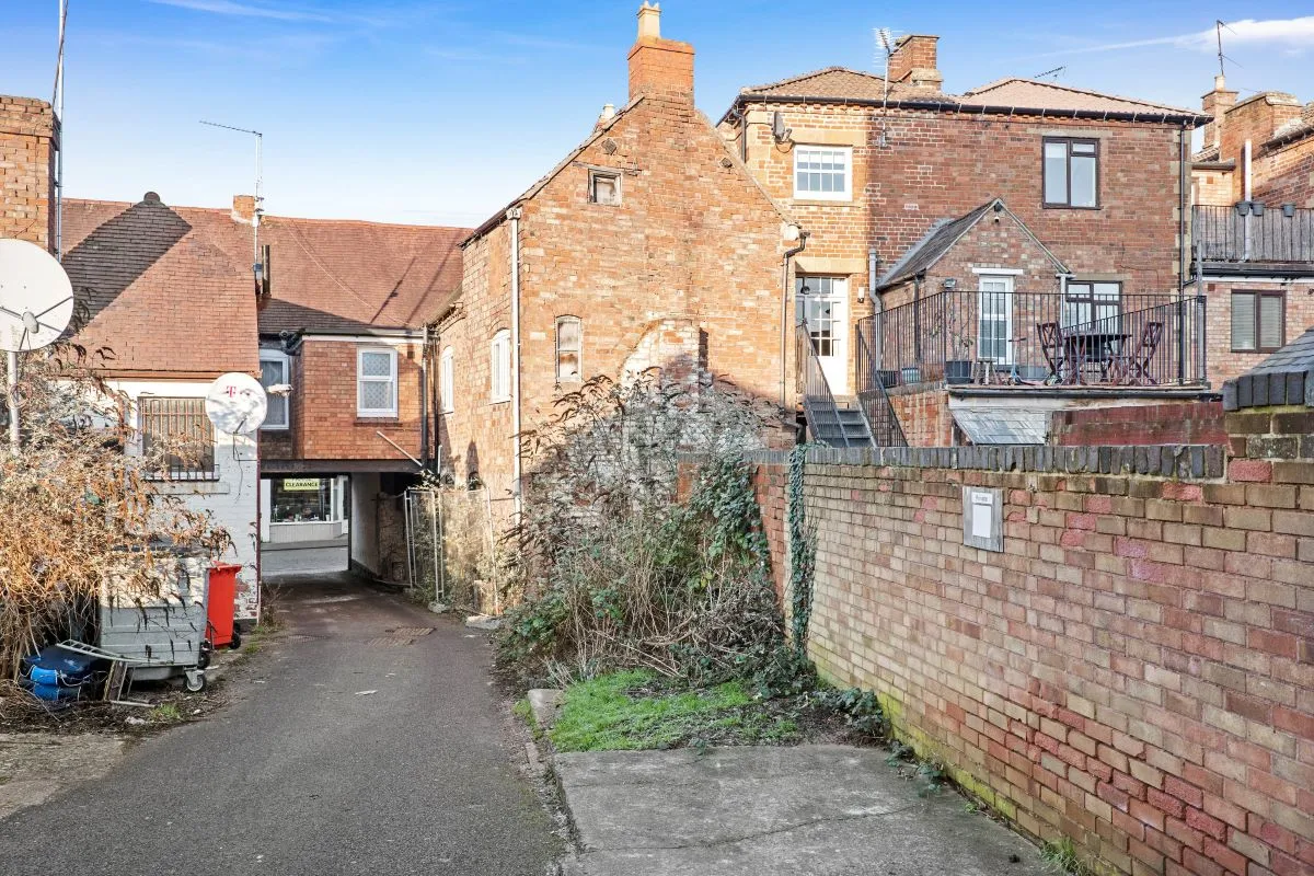 Port Street, Evesham, Worcestershire, WR11 1AP - Online Auctions