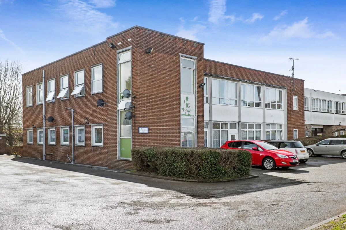 Daniel House, St. Christopher Court, Evesham, Worcestershire, WR11 4LJ - Online Auctions