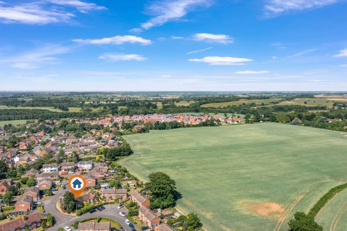 St. Nicholas Road, Radford Semele, Leamington Spa, Warwickshire, CV31 1UN - Online Auctions