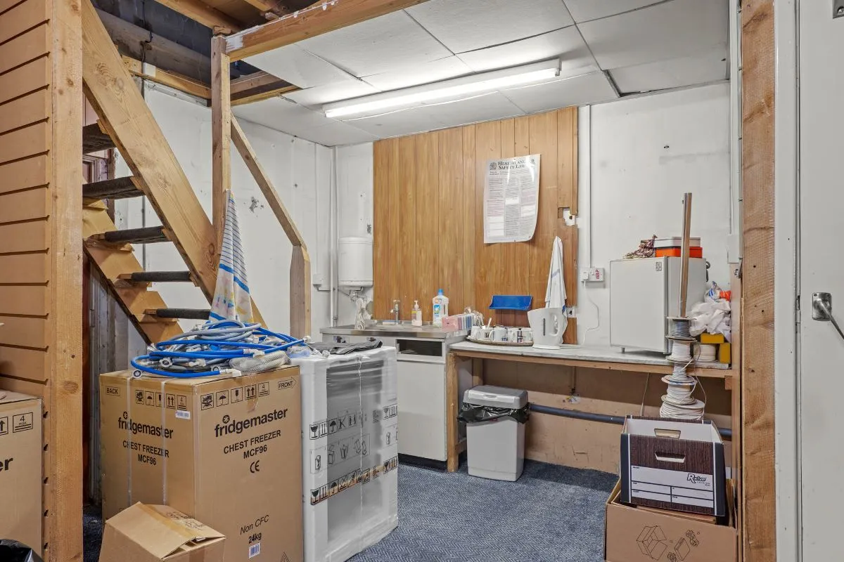 Odell Electrics, Spitalfields, Bedworth, Warwickshire, CV12 8HU - Online Auctions