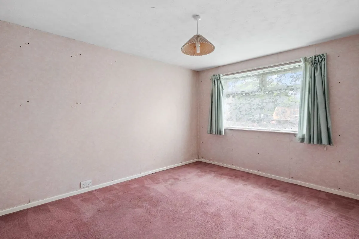 St. Annes Road, Banbury, Oxfordshire, OX16 9EA - Online Auctions