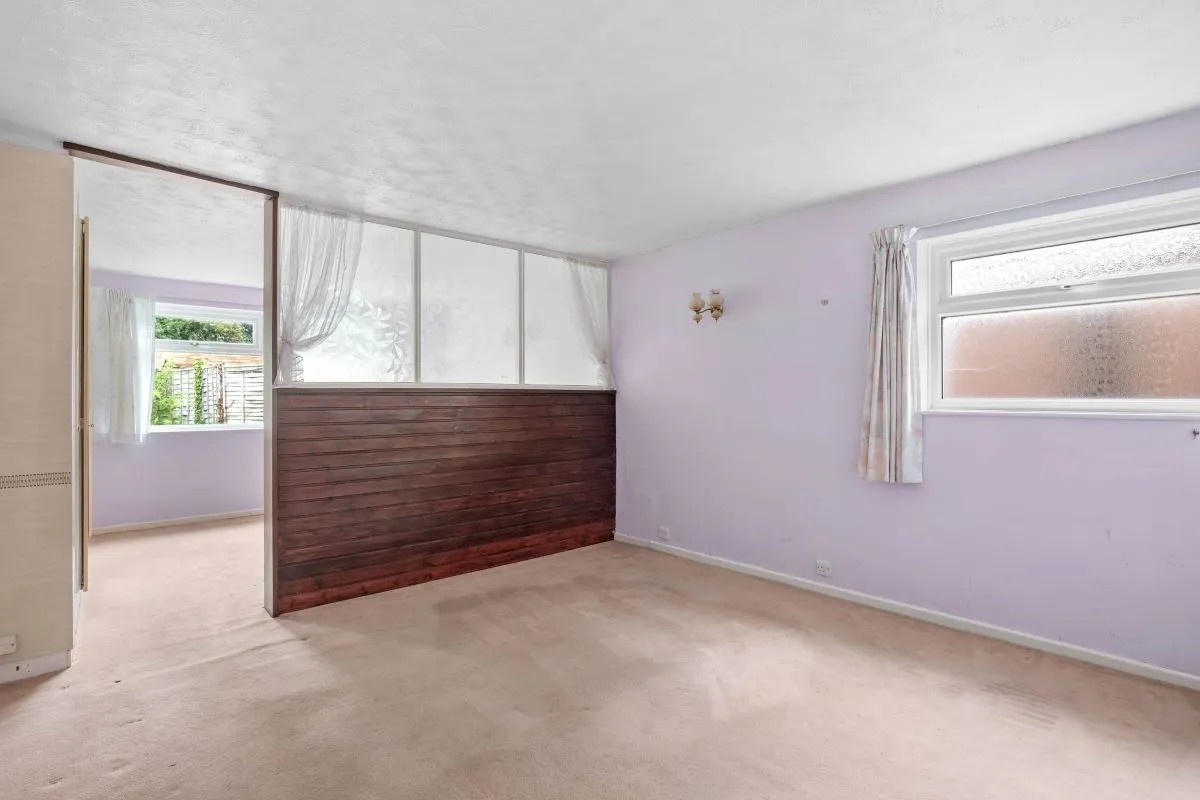 St. Annes Road, Banbury, Oxfordshire, OX16 9EA - Online Auctions
