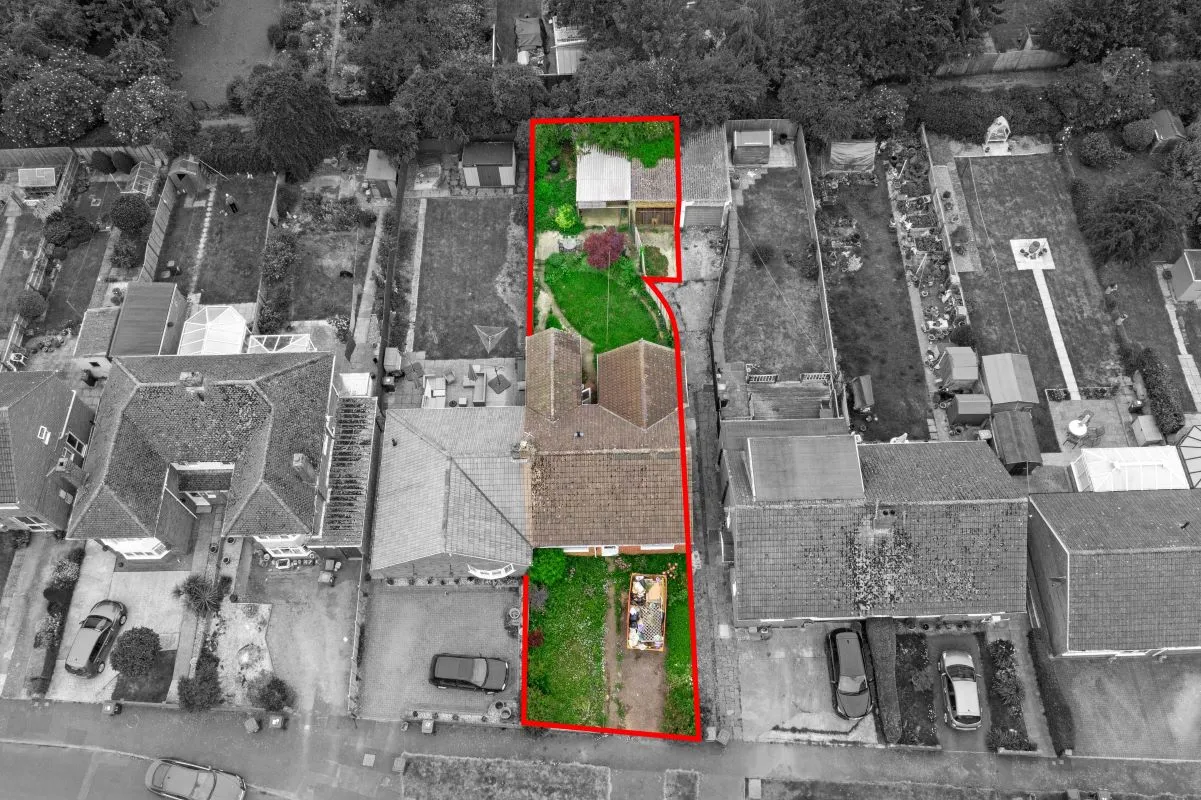St. Annes Road, Banbury, Oxfordshire, OX16 9EA - Online Auctions