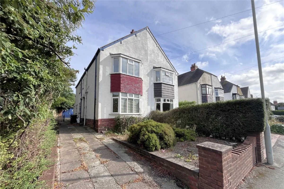 Oak Hill, Wolverhampton, West Midlands, WV3 9AE - Online Auctions