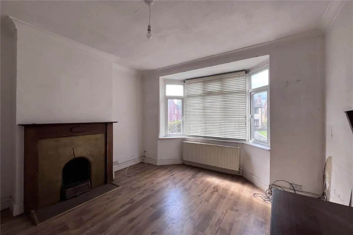 Oak Hill, Wolverhampton, West Midlands, WV3 9AE - Online Auctions