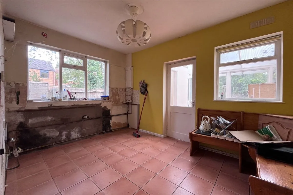 Oak Hill, Wolverhampton, West Midlands, WV3 9AE - Online Auctions