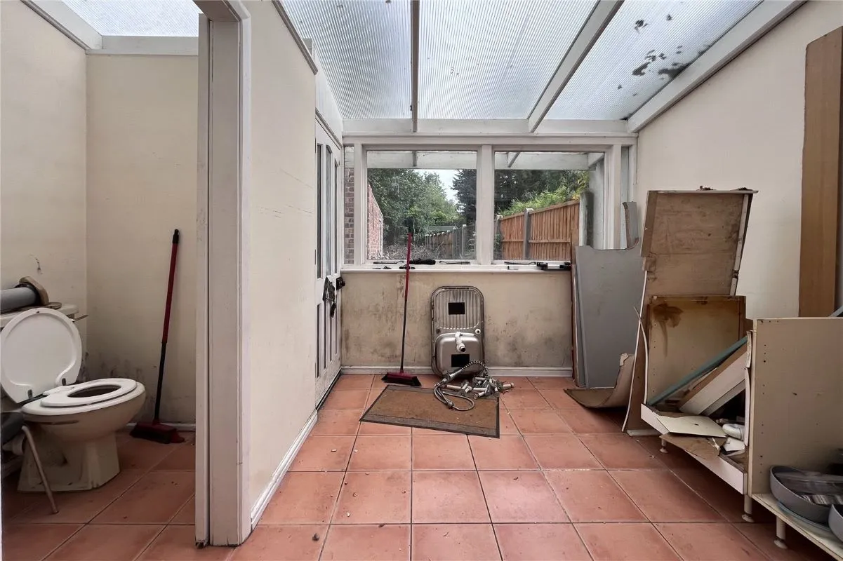 Oak Hill, Wolverhampton, West Midlands, WV3 9AE - Online Auctions