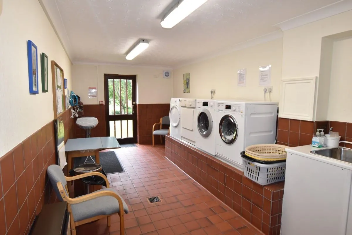 30 Homewelland House, Leicester Road, Market Harborough, Leicestershire, LE16 7BT - Online Auctions