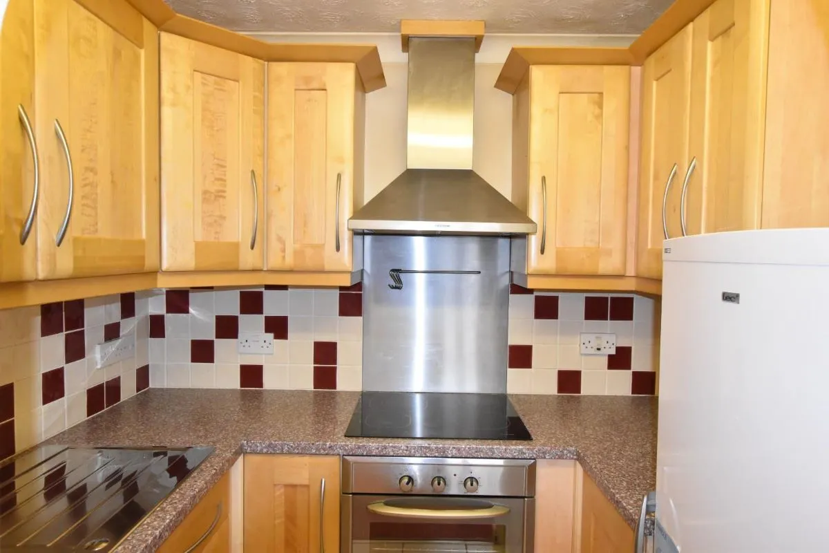 30 Homewelland House, Leicester Road, Market Harborough, Leicestershire, LE16 7BT - Online Auctions