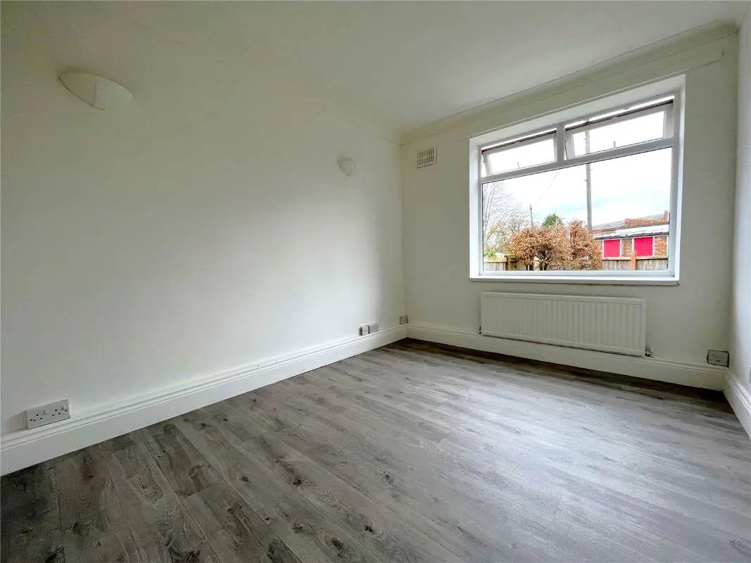 Queens Court, Wolverhampton, West Midlands, WV10 0RN - Online Auctions