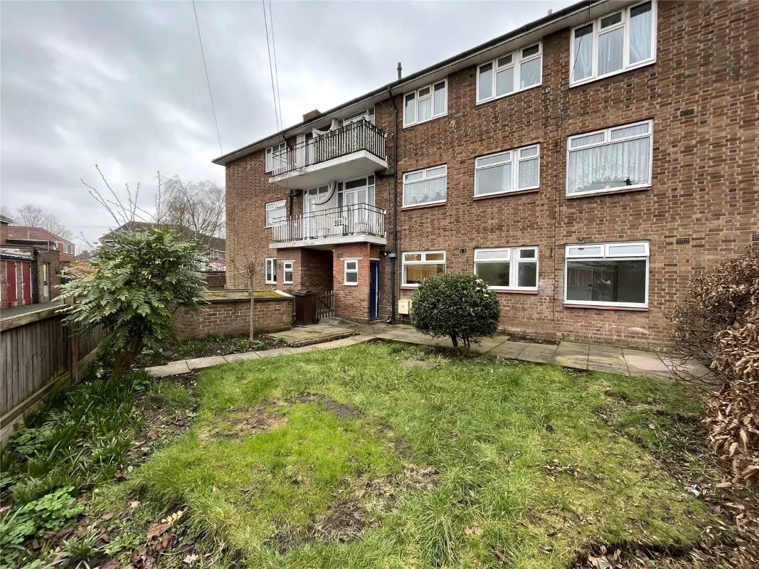 Queens Court, Wolverhampton, West Midlands, WV10 0RN - Online Auctions