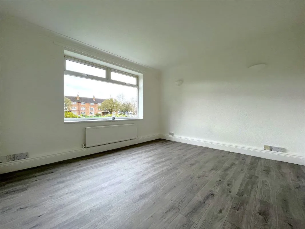 Queens Court, Wolverhampton, West Midlands, WV10 0RN - Online Auctions