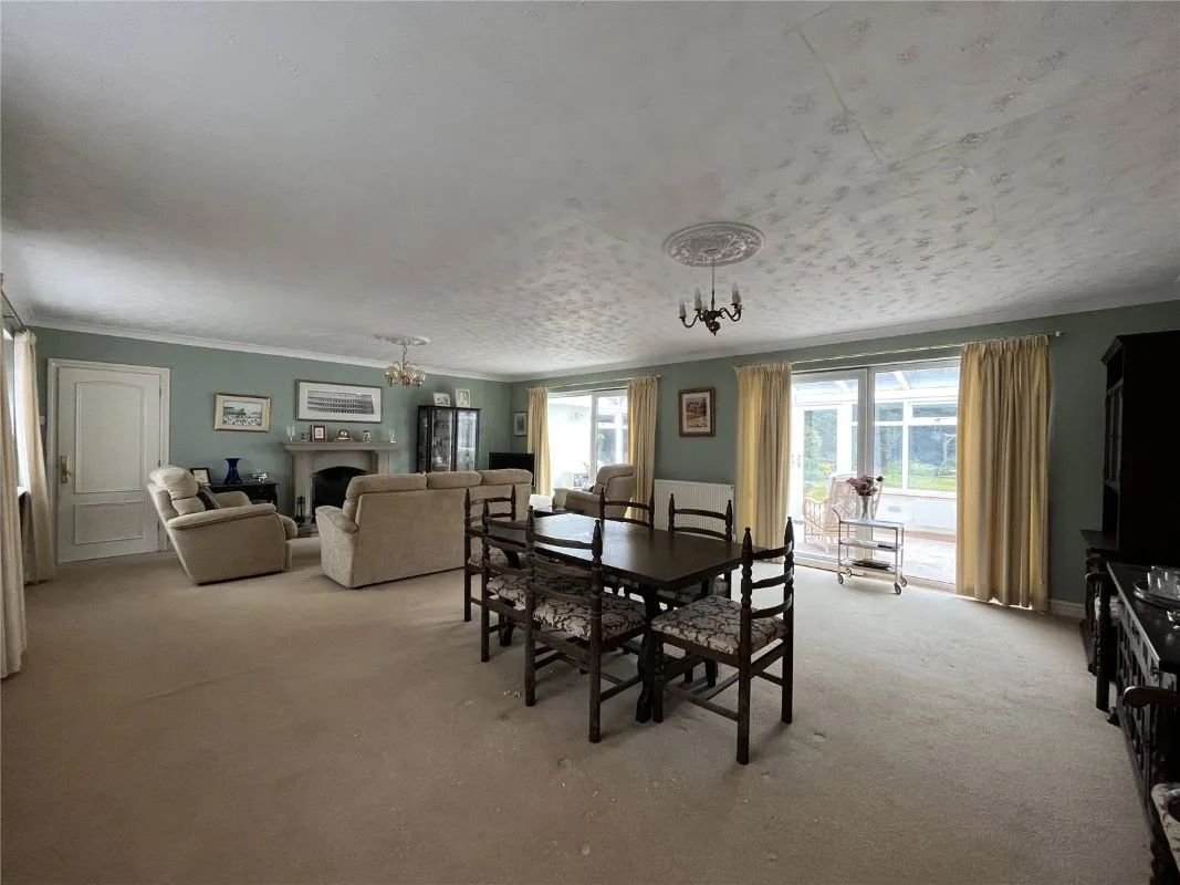 Oakfield Road, Kidderminster, Worcestershire, DY11 6PL - Online Auctions