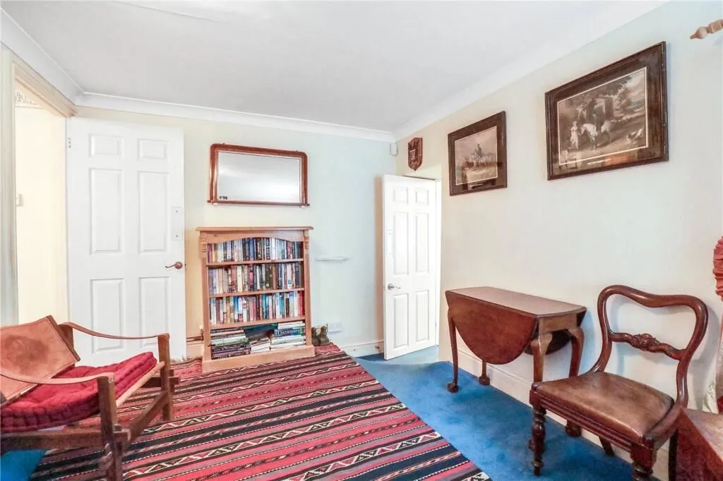 The Square, Clun, Craven Arms, Shropshire, SY7 8JA - Online Auctions