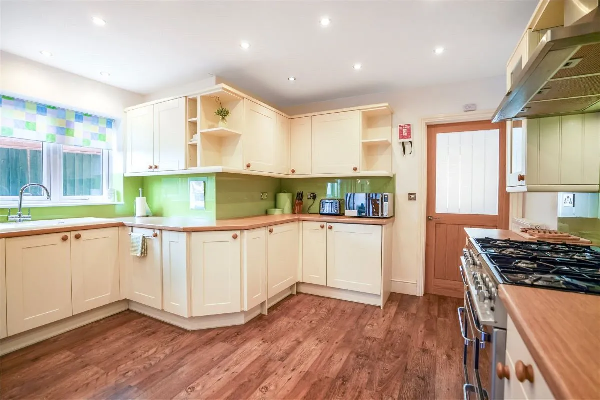 Belle Vue Terrace, Ludlow, Shropshire, SY8 2NZ - Online Auctions