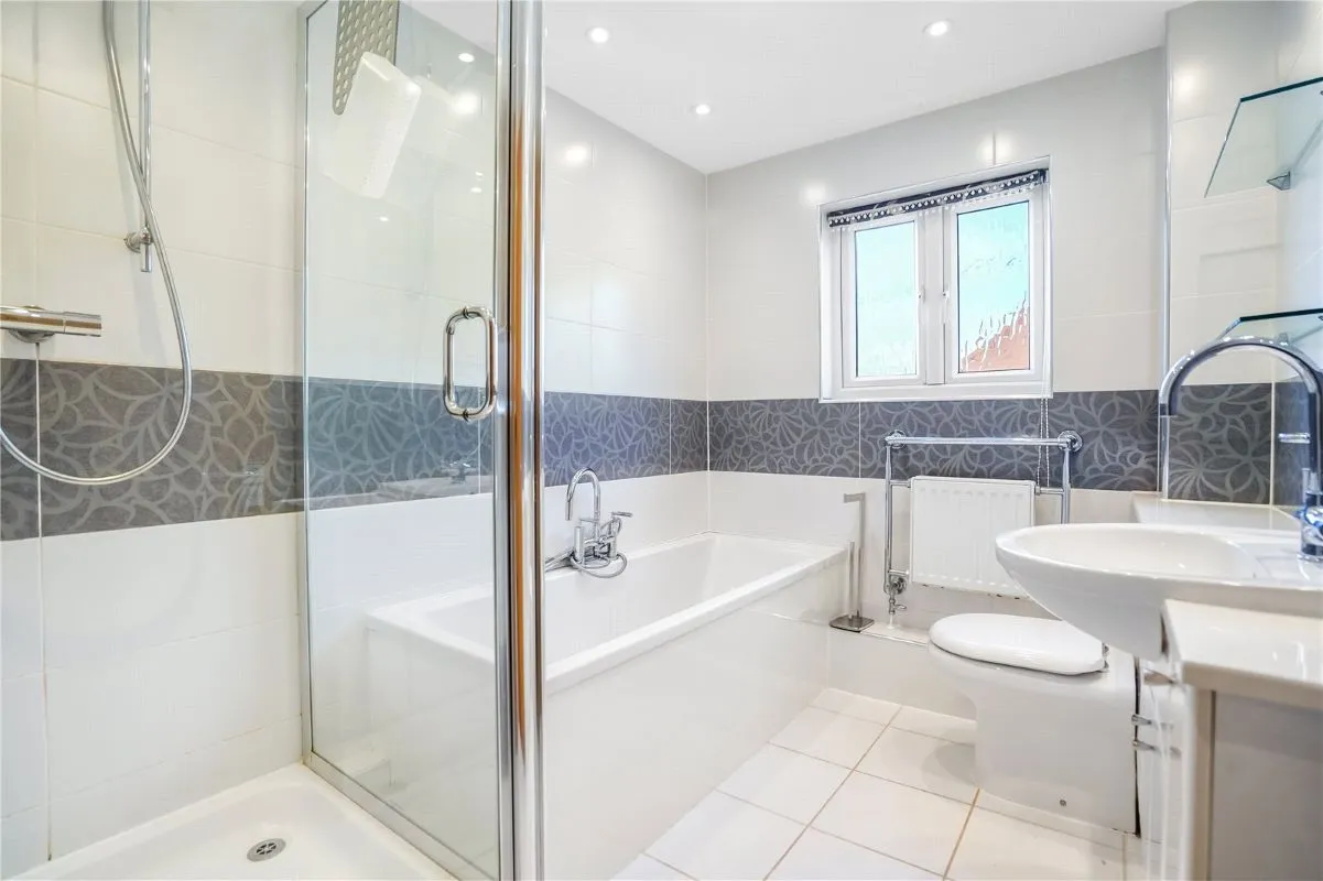 Belle Vue Terrace, Ludlow, Shropshire, SY8 2NZ - Online Auctions