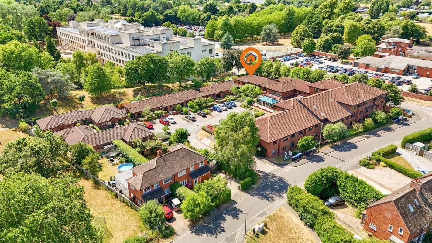 Tiddington Court, Knights Lane, Tiddington, Stratford-upon-Avon, Warwickshire, CV37 7BP - Online Auctions
