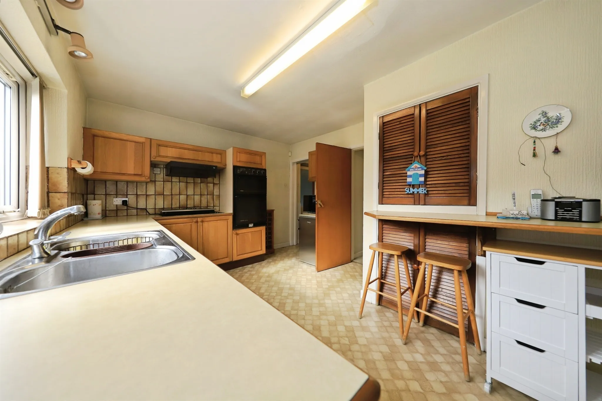 4 bed Detached
