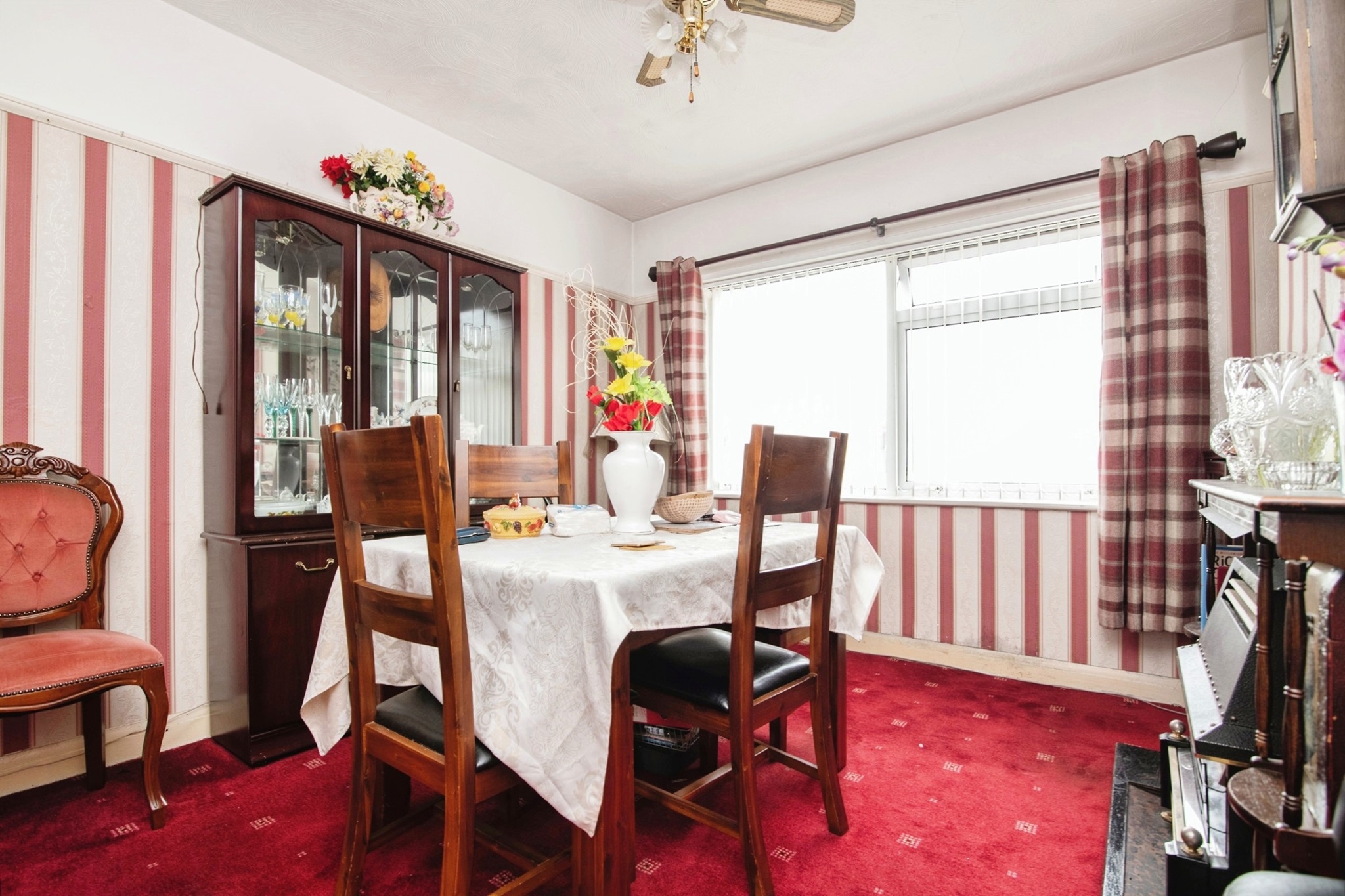 3 bed Semi-Detached
