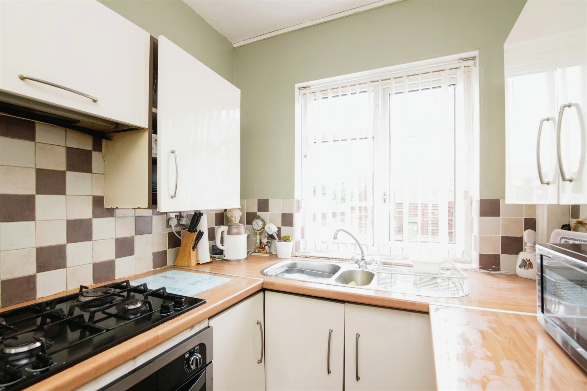3 bed Semi-Detached