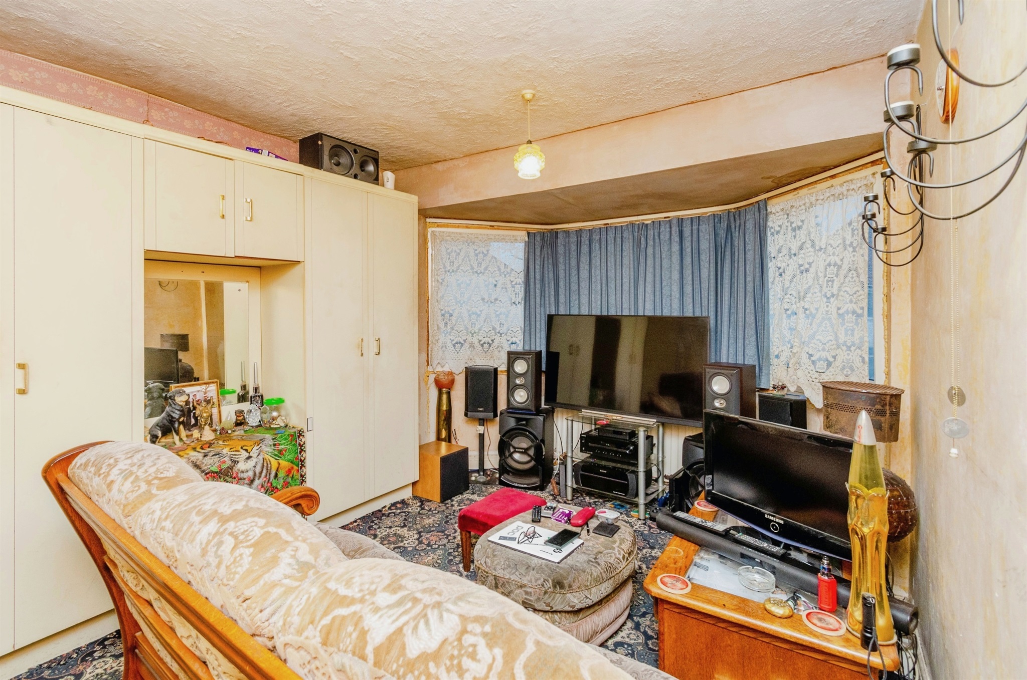 3 bed Semi-Detached